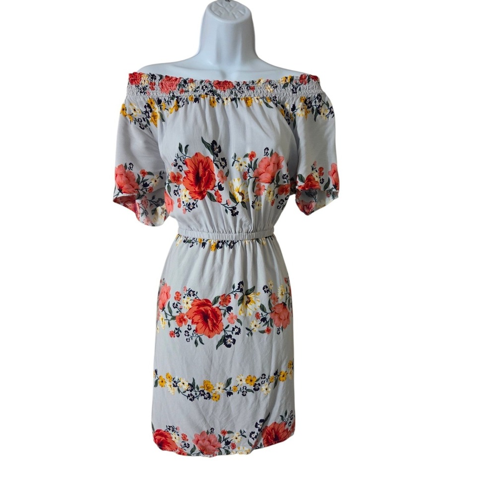 Old Navy On/Off Shoulder Gray Floral Smocked Mini/Knee Length SS Peasant Dress M
